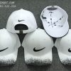 bán sỉ nón thể thao Nike Training màu trắng cực chất