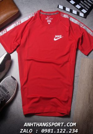 Áo thể thao Nike mẫu in vai màu đỏ tuyệt đẹp