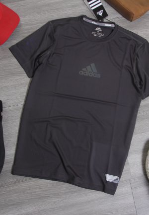 si-ao-the-thao-nam-adidas