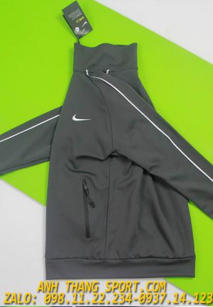 xuong-may-ao-khoac-the-thao